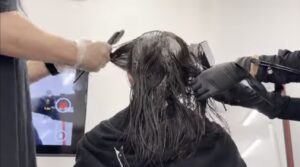 群馬県 伊勢崎市 髪質改善 美容室アシック 縮毛矯正 トリートメント 美容師 有賀聡 口コミ 阪神タイガース 美髪ケア 酸熱トリートメント メテオトリートメント マーブ ネオメテオストレート メテオカラー カニカニエ mk