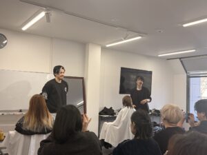 群馬県 伊勢崎市 髪質改善 美容室アシック 縮毛矯正 トリートメント 美容師 有賀聡 口コミ 美髪ケア 酸熱トリートメント メテオトリートメント マーブ ネオメテオストレート メテオカラー アルテマ志賀 左近