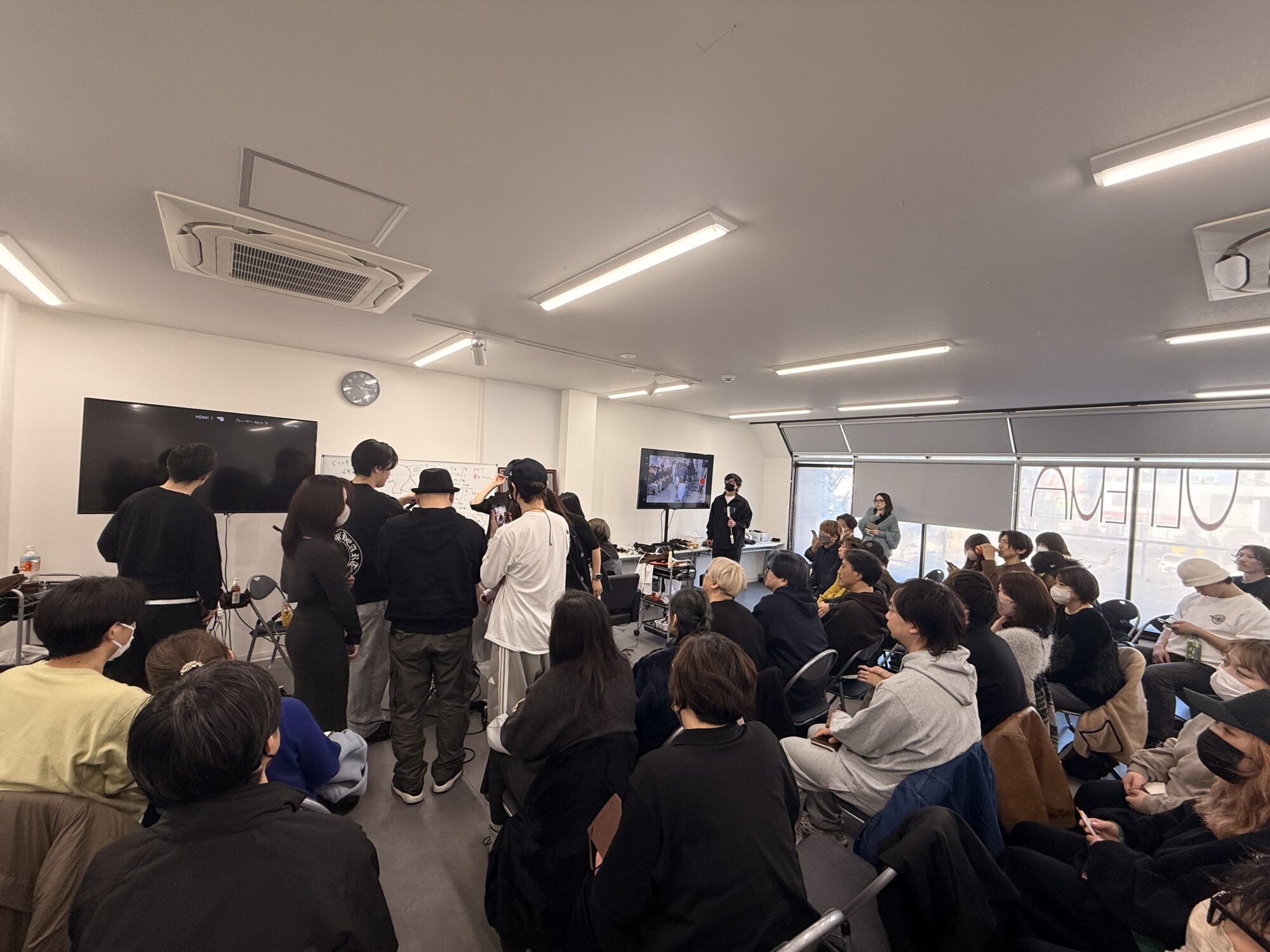 群馬県 伊勢崎市 髪質改善 美容室アシック 縮毛矯正 トリートメント 美容師 有賀聡 口コミ 美髪ケア 酸熱トリートメント メテオトリートメント マーブ ネオメテオストレート メテオカラー アルテマ志賀 左近