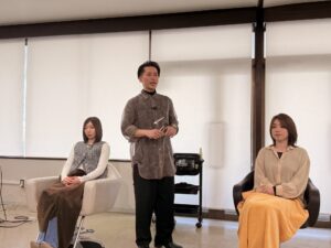 群馬県 伊勢崎市 髪質改善 美容室アシック 縮毛矯正 トリートメント 美容師 有賀聡 口コミ 美髪ケア 酸熱トリートメント メテオトリートメント マーブ ネオメテオストレート メテオカラー
札幌 増田京佑