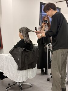 群馬県 伊勢崎市 髪質改善 美容室アシック 縮毛矯正 トリートメント　美容師 有賀聡 口コミ 美髪ケア　酸熱トリートメント　メテオトリートメント　マーブ　ネオメテオストレート　メテオカラー アルテマ　志賀