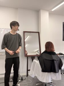 群馬県 伊勢崎市 髪質改善 美容室アシック 縮毛矯正 トリートメント 美容師 有賀聡 口コミ 美髪ケア 酸熱トリートメント メテオトリートメント マーブ ネオメテオストレート メテオカラー
アルテマ 志賀