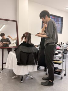 群馬県 伊勢崎市 髪質改善 美容室アシック 縮毛矯正 トリートメント 美容師 有賀聡 口コミ 美髪ケア 酸熱トリートメント メテオトリートメント マーブ ネオメテオストレート メテオカラー
アルテマ 志賀